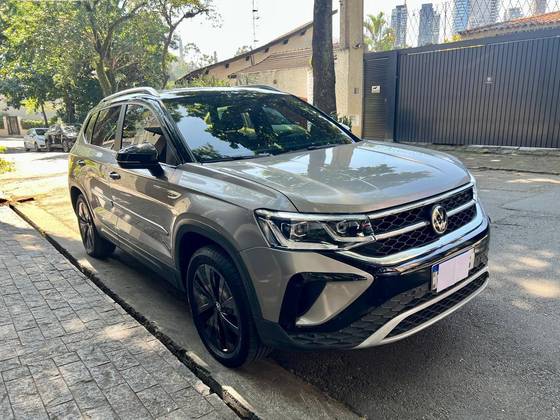 VOLKSWAGEN TAOS 1.4 250 TSI TOTAL FLEX HIGHLINE AUTOMÁTICO